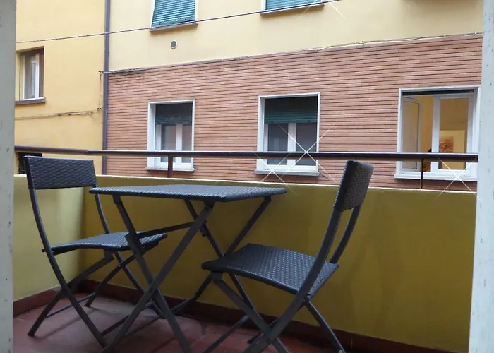 شقة Montebello House